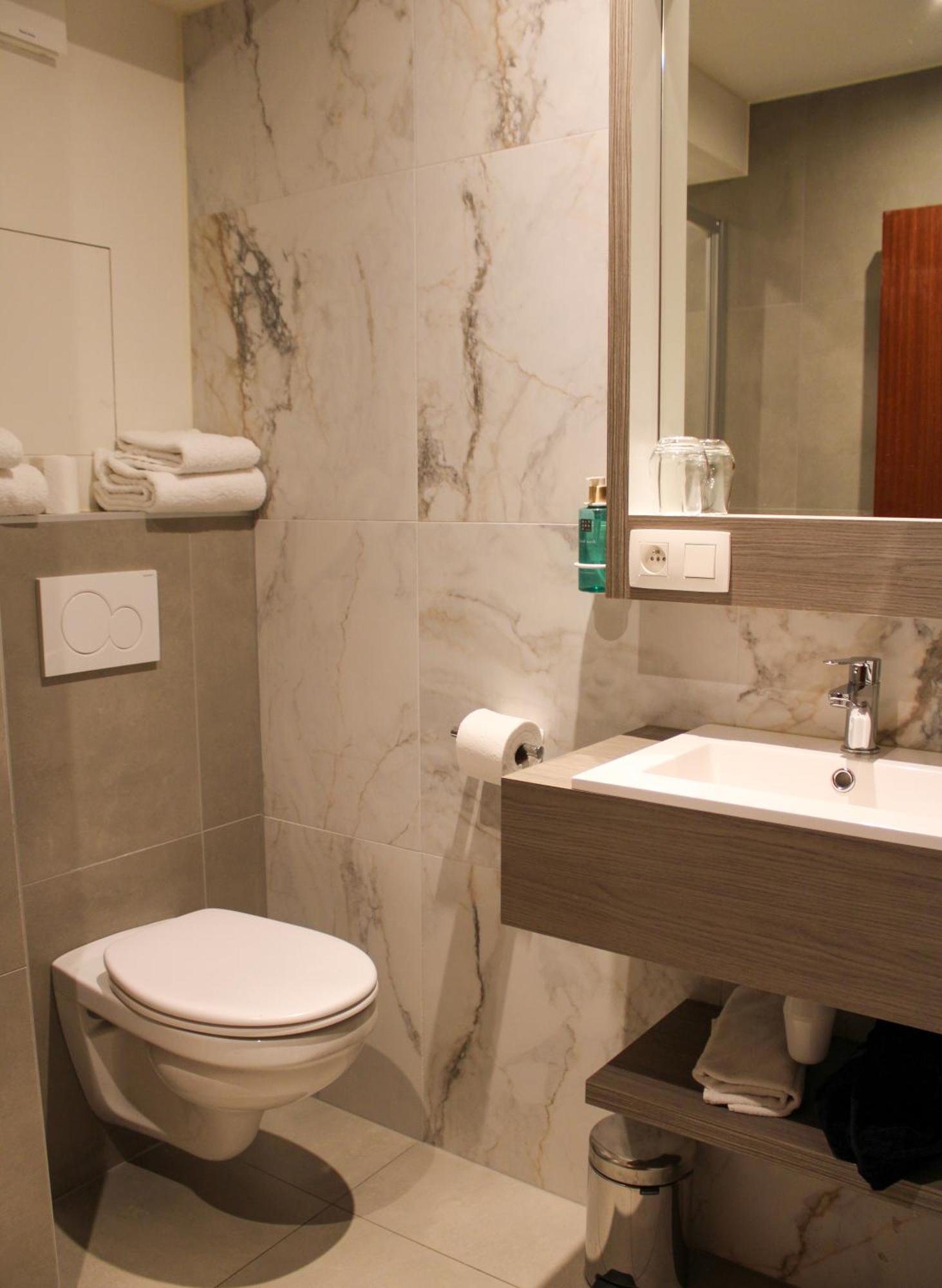 Hotel Uilenspiegel Nieuwpoort Ngoại thất bức ảnh