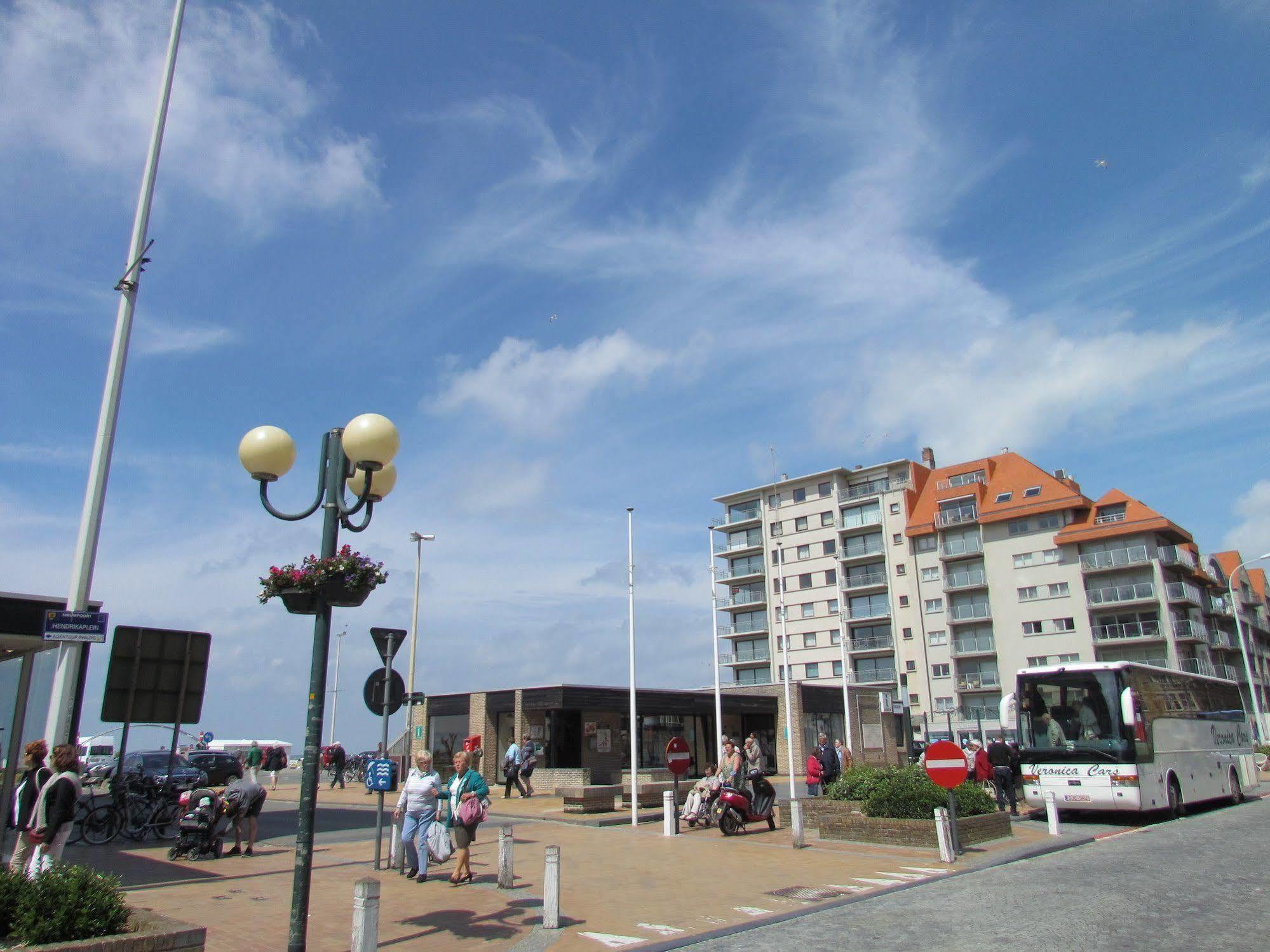 Hotel Uilenspiegel Nieuwpoort Ngoại thất bức ảnh